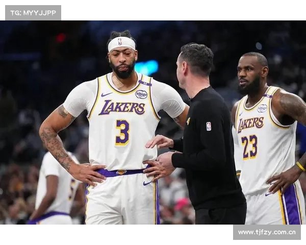 nba昨天赛事战报,NBA昨日赛事回顾:勇士险胜湖人,詹姆斯三双惊艳全场 nba昨天赛事战报,NBA昨日赛事回顾:勇士险胜湖人,詹姆斯三双惊艳全场